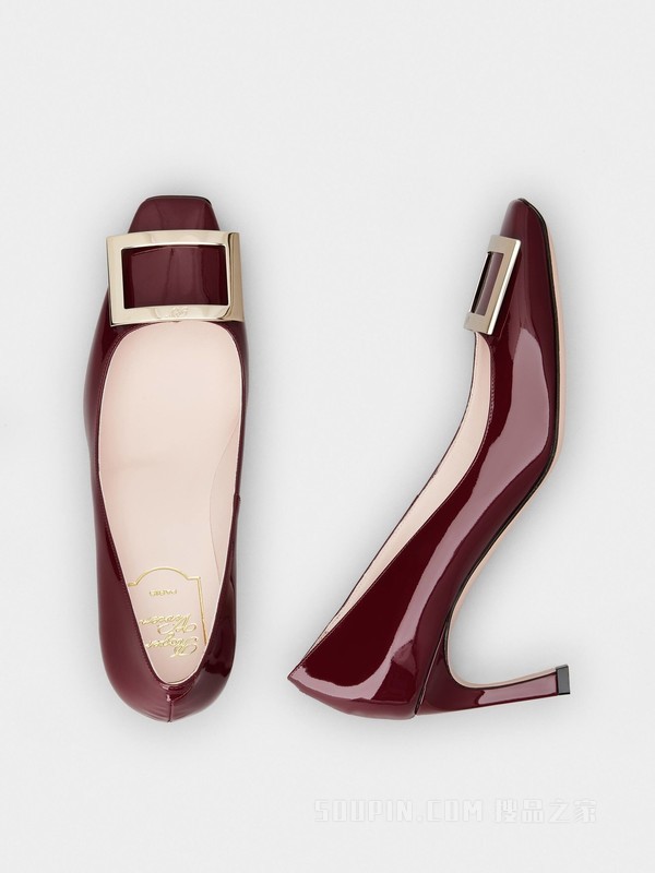 Trompette Metal Buckle Pumps in Patent Leather