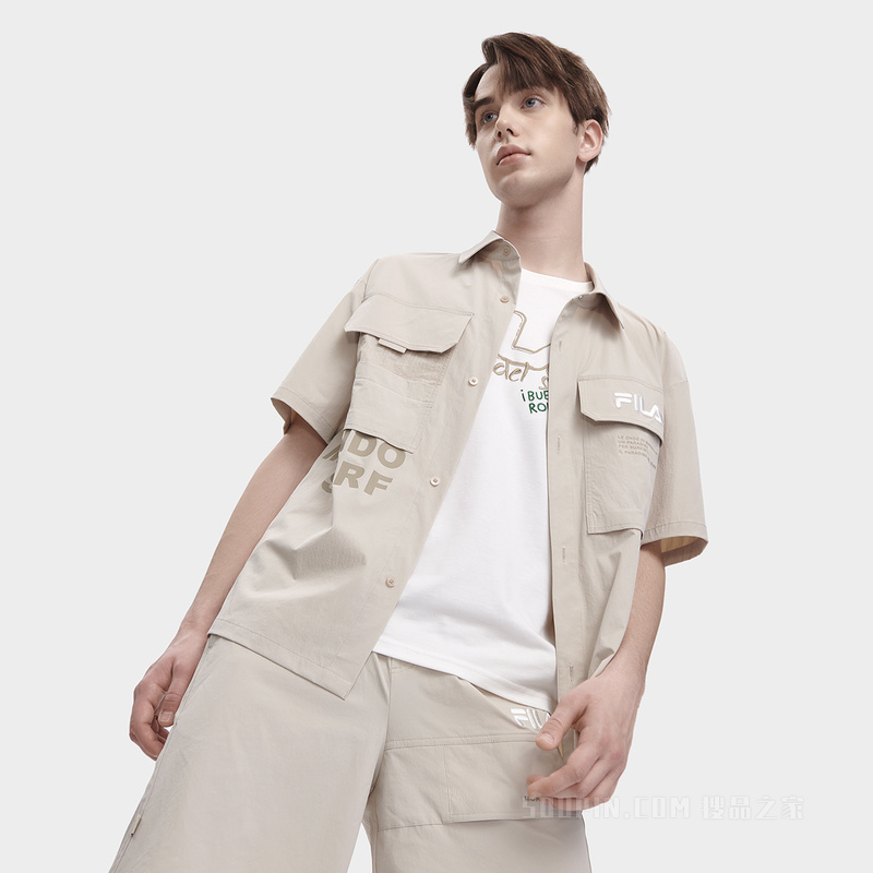 男子时尚休闲短袖衬衫