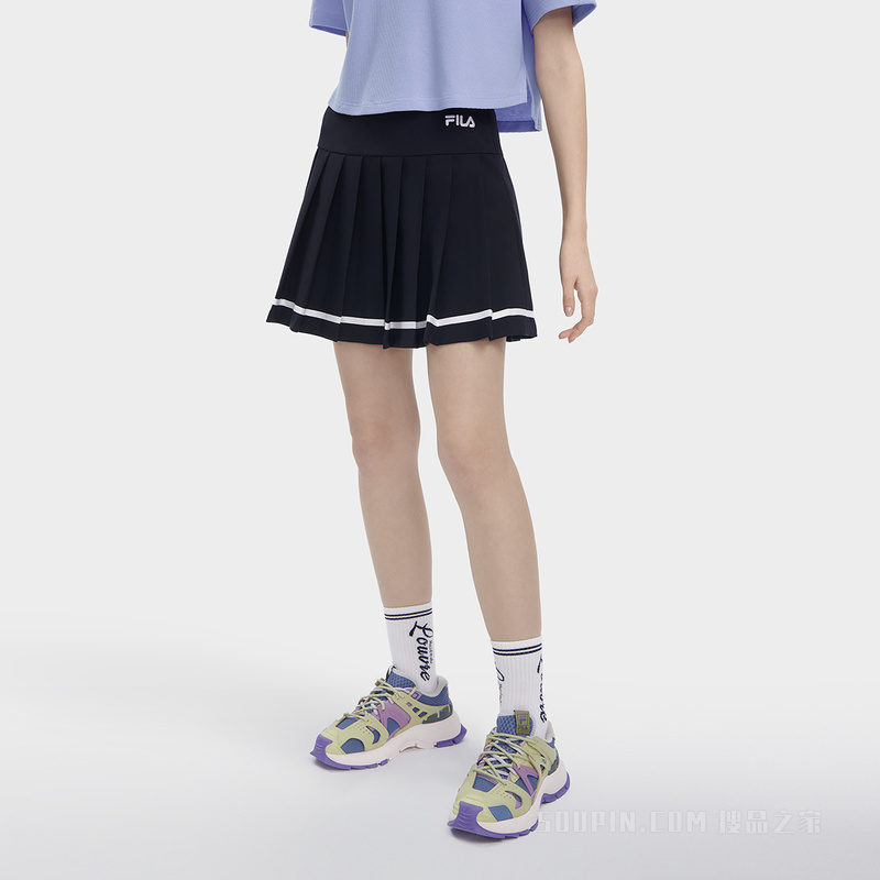 女子时尚休闲半身裙
