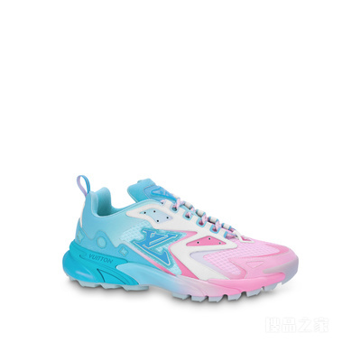 LV RUNNER TATIC 运动鞋