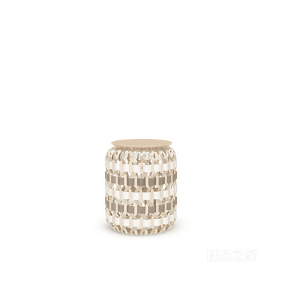Zanellato/Bortotto 设计的 Basket 边桌