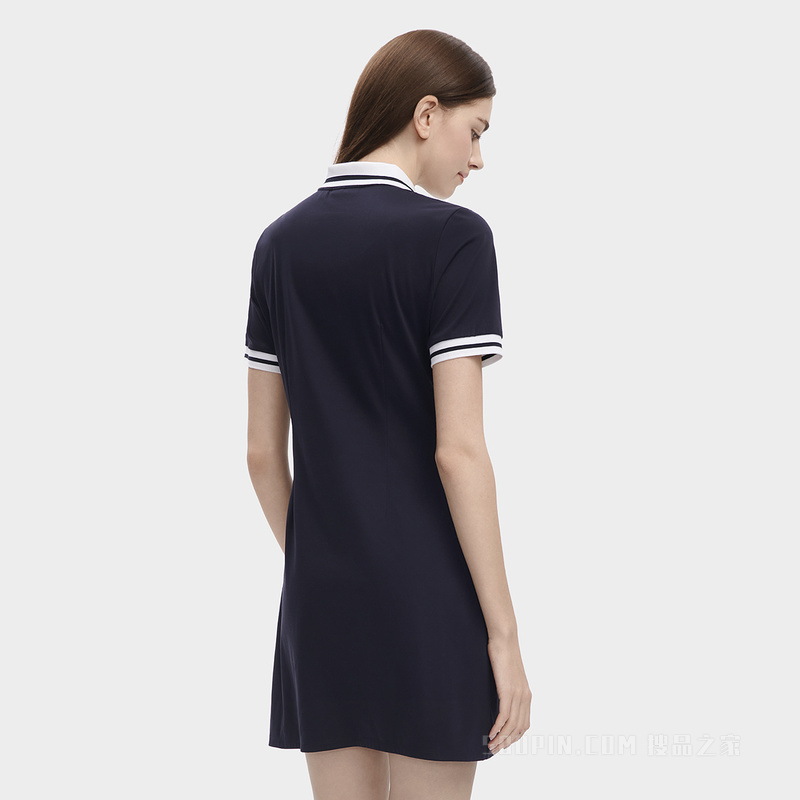 女子时尚休闲连衣裙