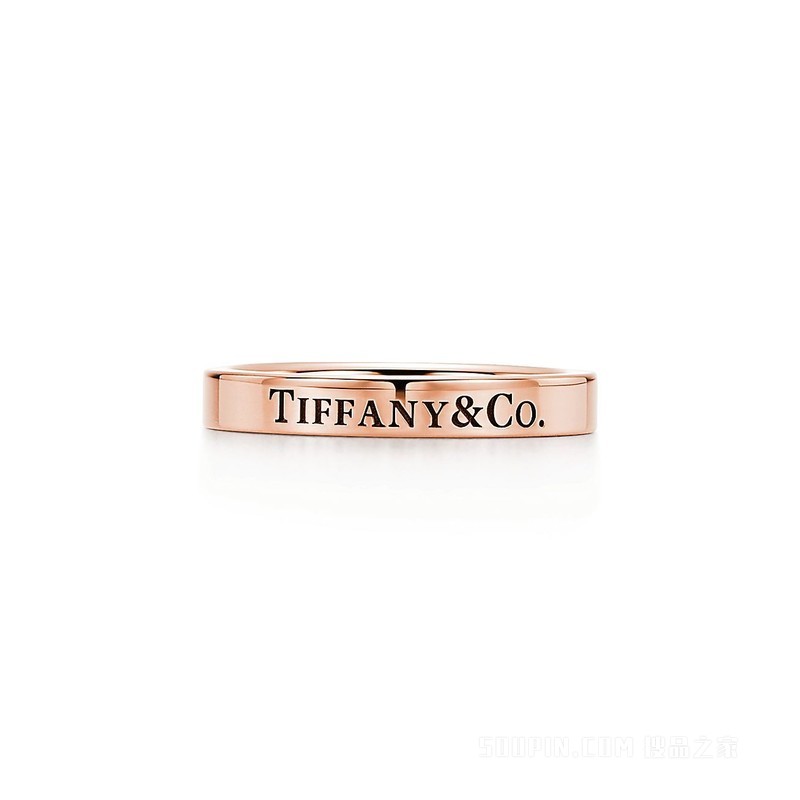 Tiffany & Co.® 系列 18K 玫瑰金戒指，宽 3 毫米。