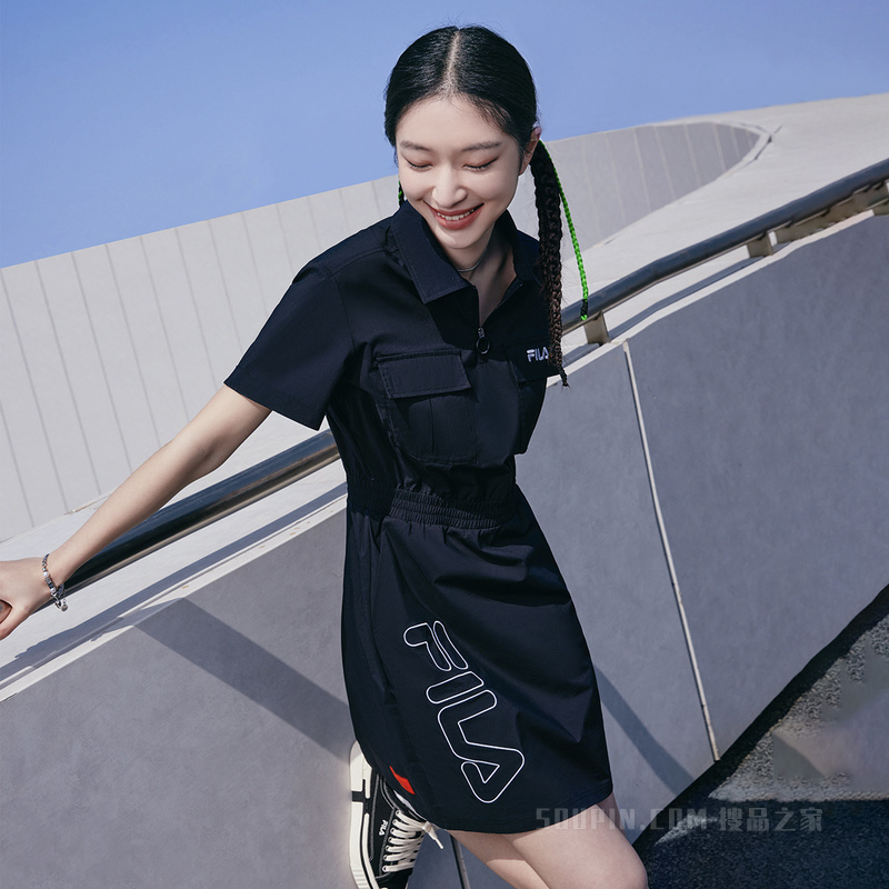 女子时尚休闲连衣裙