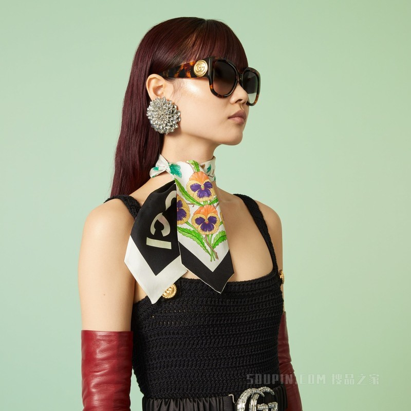 花卉印花真丝领结 象牙白色和多色