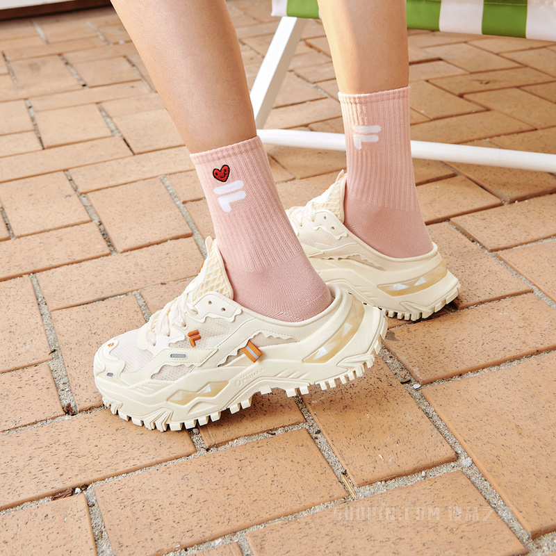 BIANCO MULE硬糖鞋女子潮流运动厚底鞋
