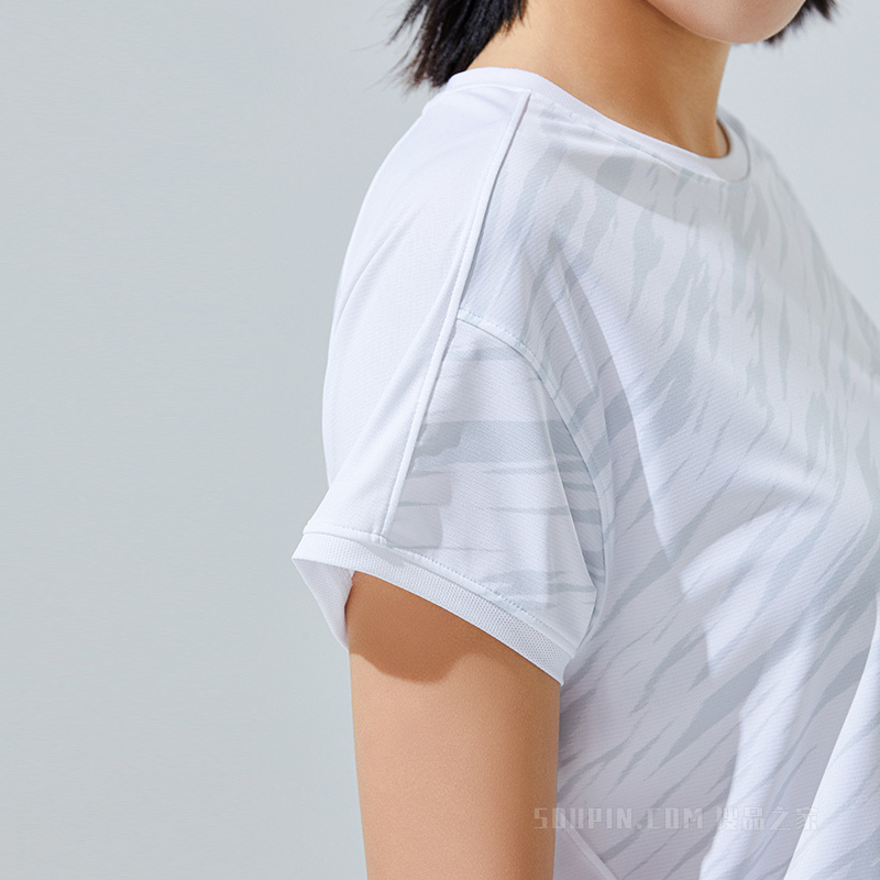 安踏跑步系列吸湿速干科技女子针织短袖T恤衫