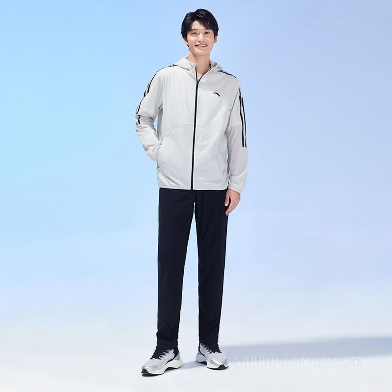 安踏运动经典系列男子梭织运动上衣防晒服