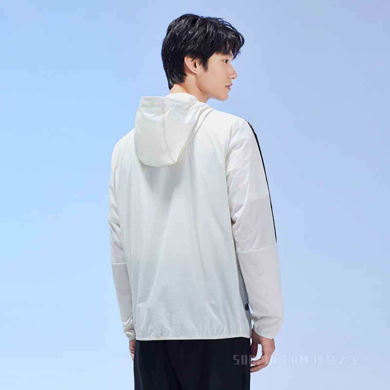 安踏运动经典系列男子梭织运动上衣防晒服