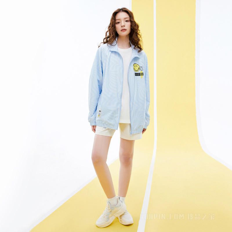 SmileyWorld x 安踏跨界联名系列男女同款单茄克防晒服