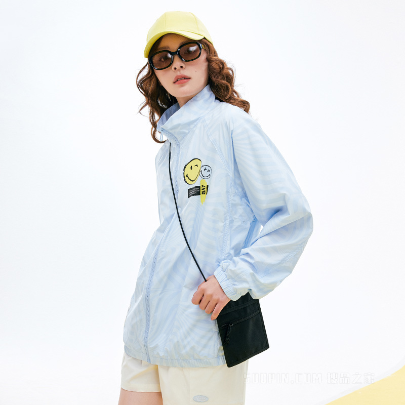 SmileyWorld x 安踏跨界联名系列男女同款单茄克防晒服
