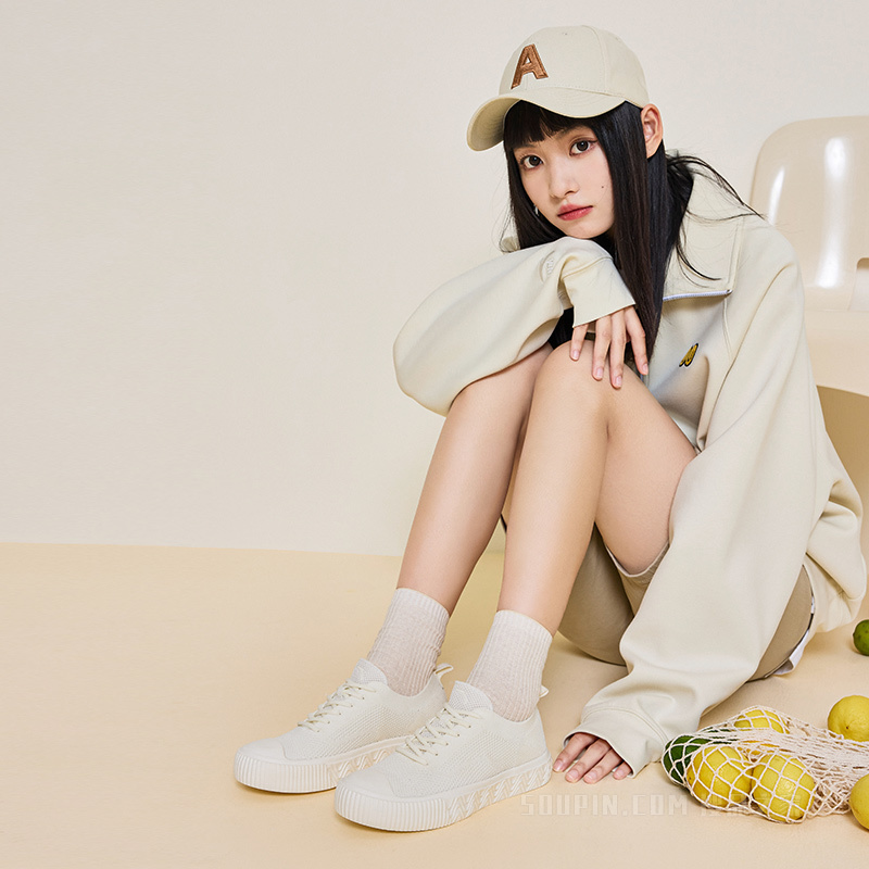 安踏生活系列大网孔女子帆布鞋