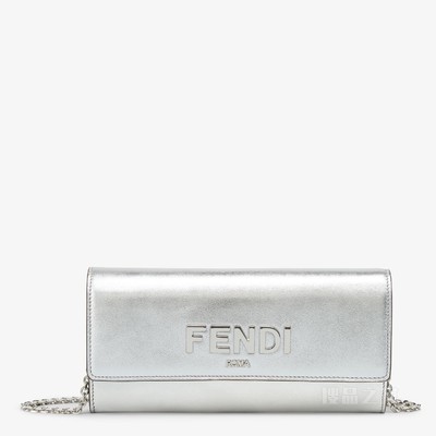FENDI Roma Continental链带皮夹 银色皮夹