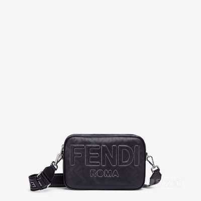 FENDI Roma相机包 黑色皮革FF印花手袋