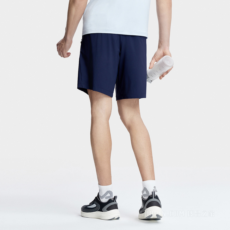 男子场下健身针织五分裤