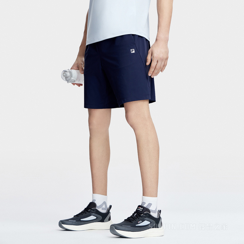 男子场下健身针织五分裤