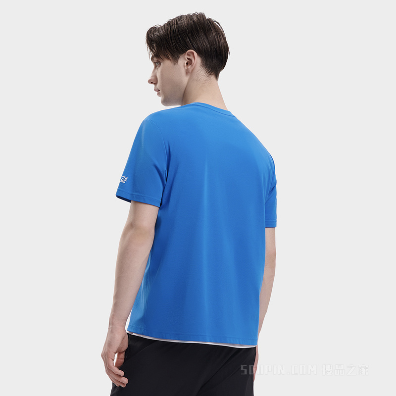 FILA x THE MET联名男子时尚休闲短袖T裇