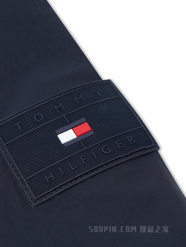 23新款早秋男装简约LOGO贴片拉链翻领合身版夹克外套31649