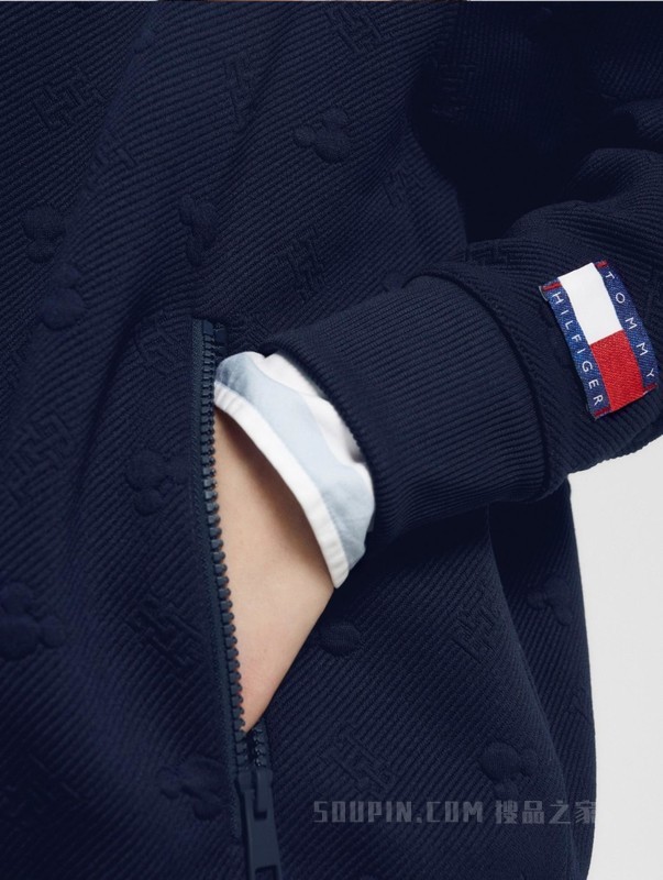 【DISNEY联名系列】23新款男女暗纹提花宽松版卫衣外套31614