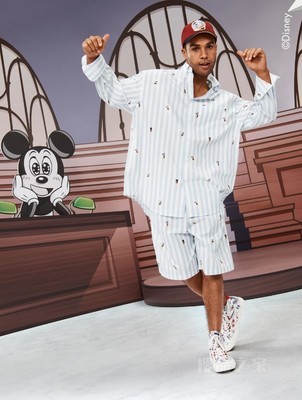 【DISNEY联名系列】23新款男装手绘涂鸦印花休闲帆布鞋04741