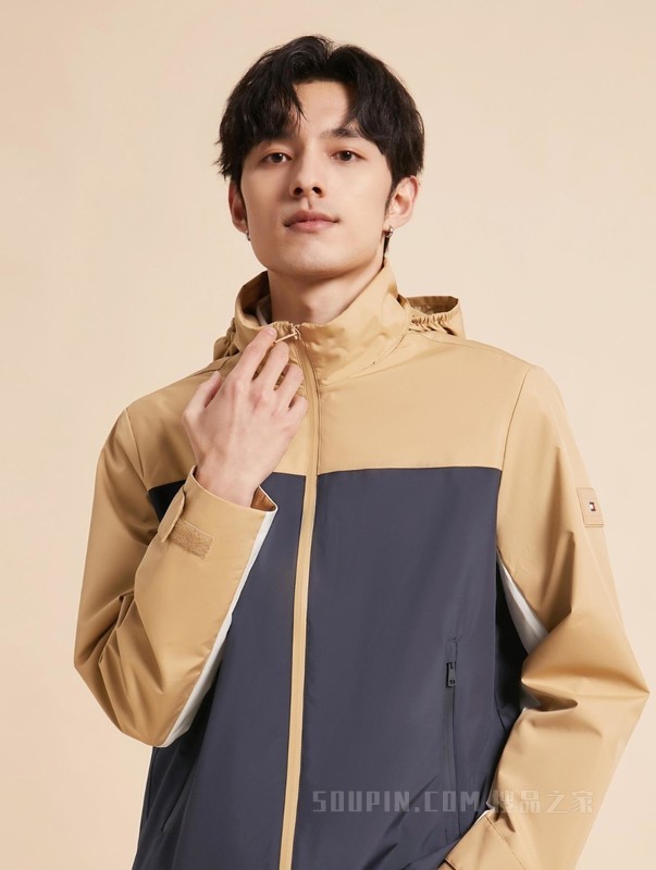 23新款男装休闲拼色可收纳连帽合身版户外夹克外套31655