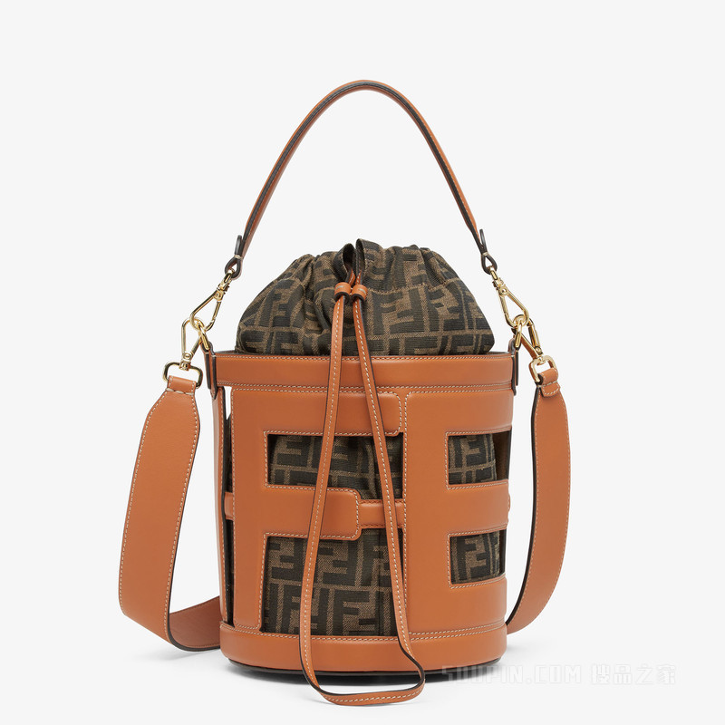 FENDI Step Out中号手袋 棕色皮革和FF布料手袋