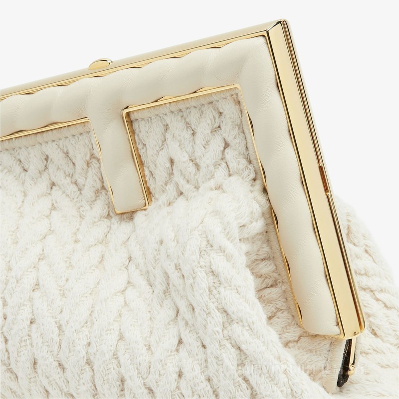 FENDI First小号手袋 白色梭织布料手袋