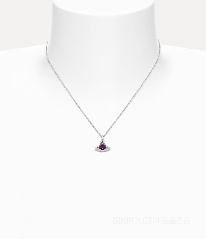 Reina Pendant