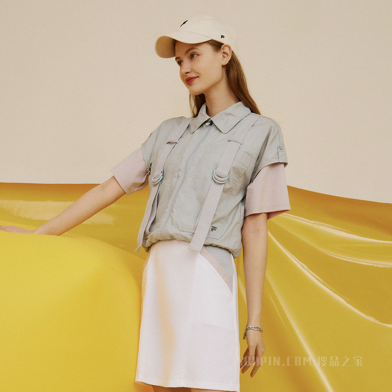 女子潮流运动宽松短袖衬衫