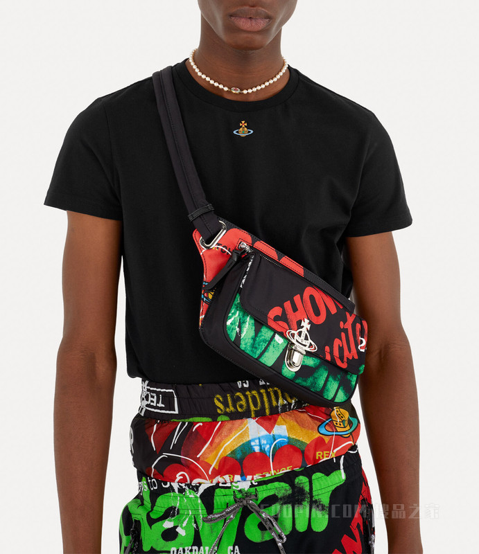 Vivienne Westwood】Orb Peru T-Shirt 3G010017J001MN401-搜品之家 Vivienne Westwood】Orb Peru T-Shirt 3G010017J001MN401-搜品之家