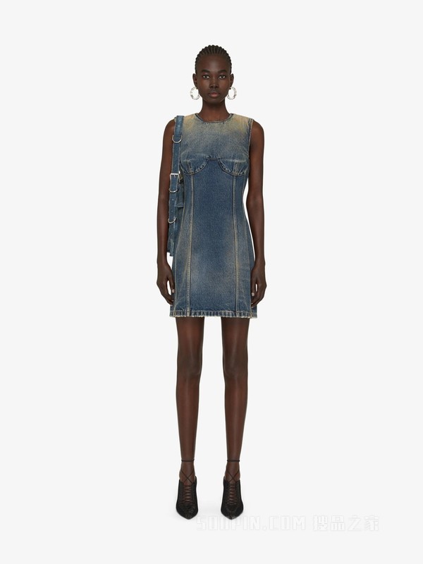 无袖胸衣式连衣裙