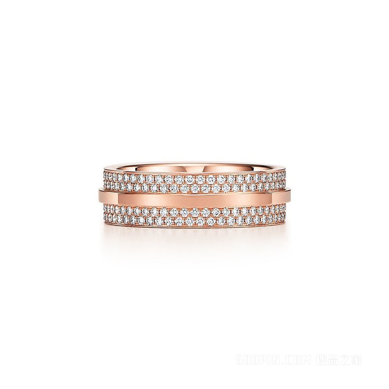Tiffany T 系列 18K 玫瑰金铺镶钻石宽式戒指，宽 5.8 毫米。