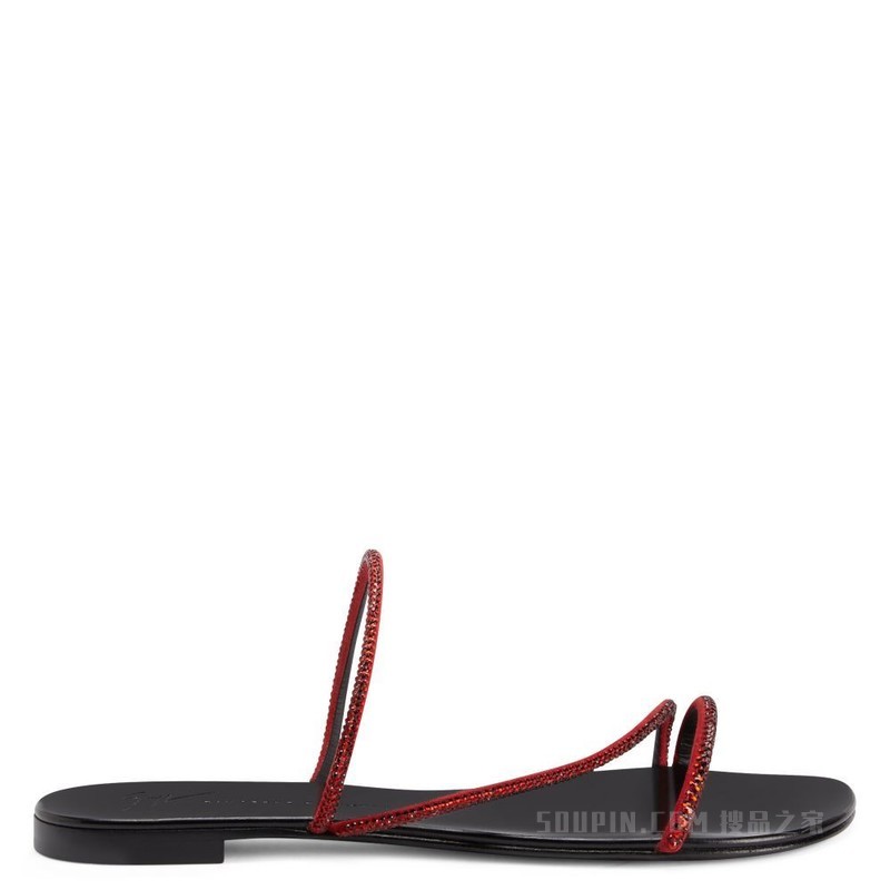 Julianne Flat