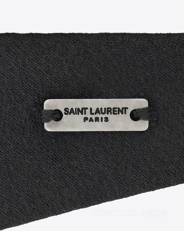 桑蚕丝缎面三角形围巾