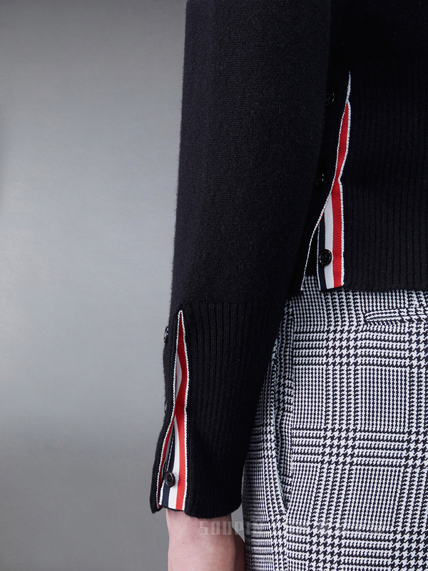 [早秋新品]男士四条纹羊绒短款圆领开衫