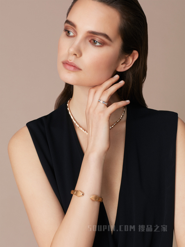 Serpenti Forever 手镯