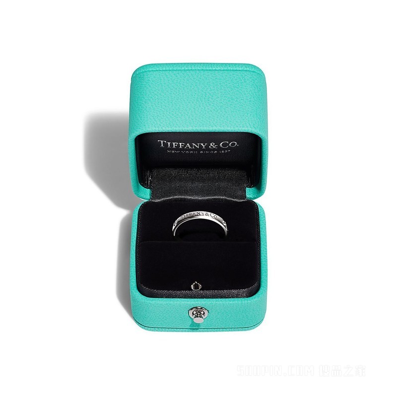 T&CO.® 系列铂金镶钻戒指