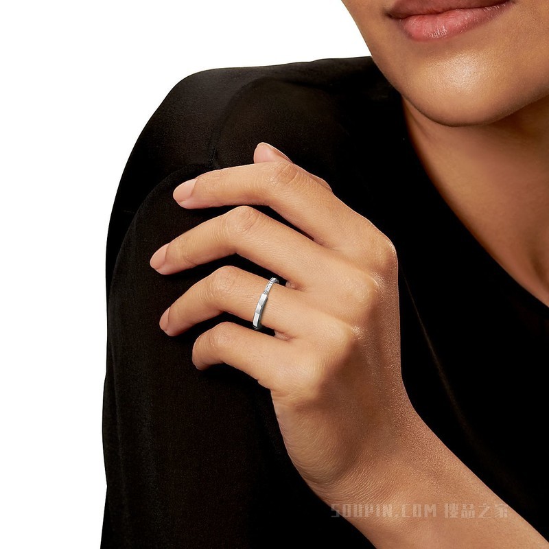 Tiffany Lock 系列 18K 白金镶钻戒指