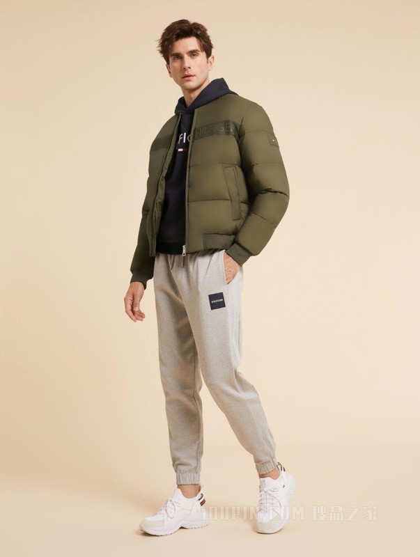 23新款秋冬男都市商务棒球领飞行员合身铺棉夹克外套02540