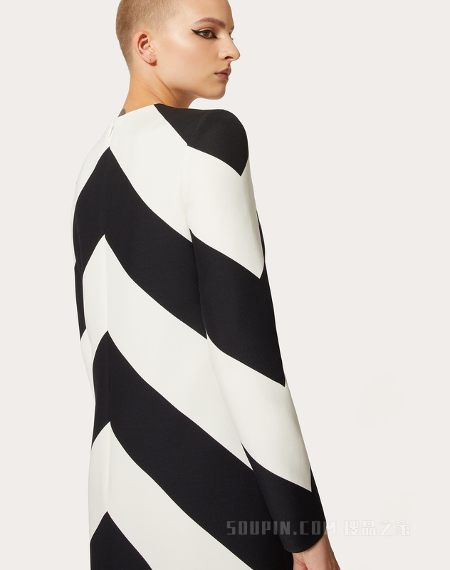 STRHYPE CREPE COUTURE短款连衣裙