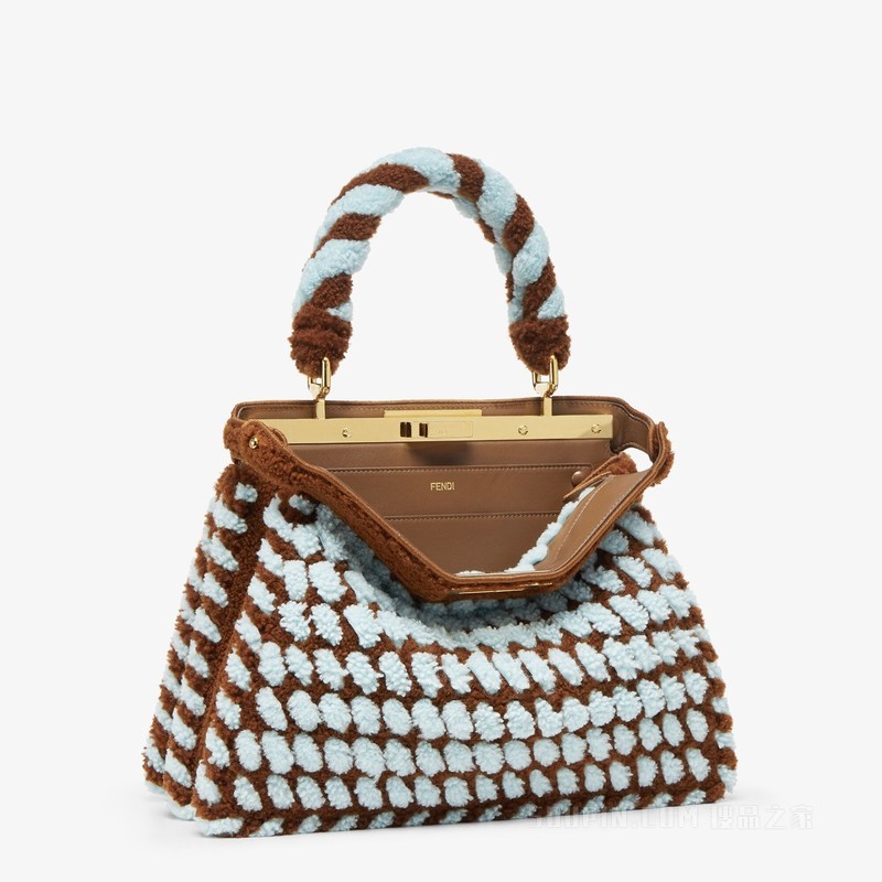 Peekaboo ISeeU中号手袋 深棕色和浅蓝色交织羊皮手袋