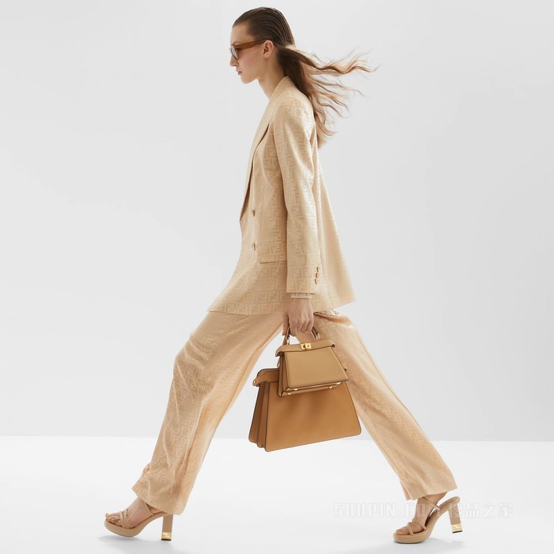 Peekaboo ISeeU Petite手袋 米色带夹层纳帕革手袋