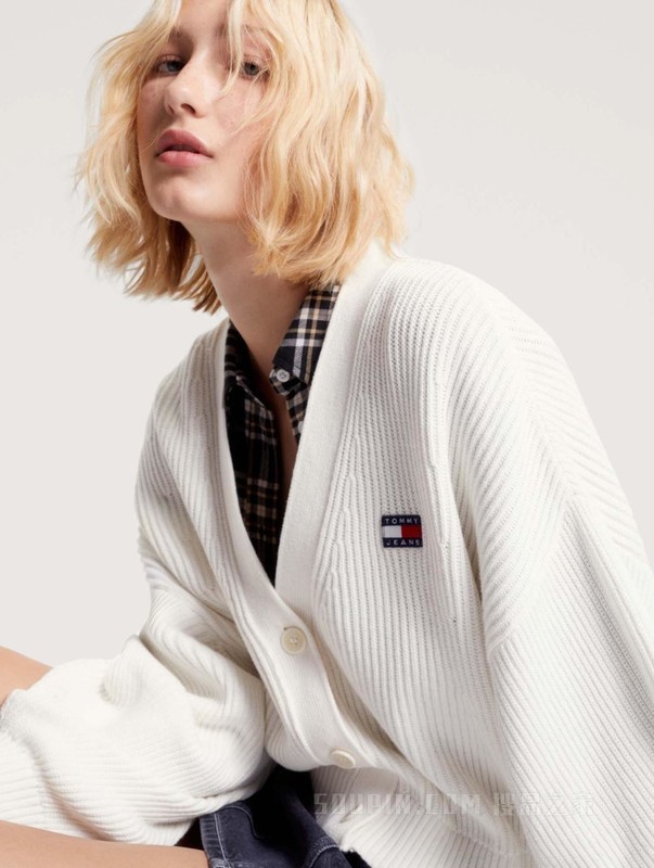 23新款秋季女装纯棉复古灯笼袖纽扣V领宽松短针织开衫16531