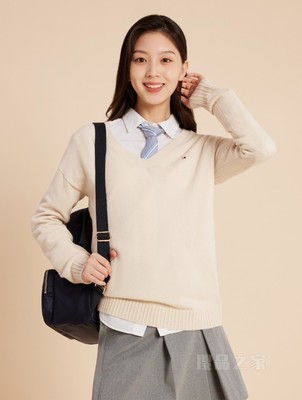 23新款秋冬女装羊毛羊绒混纺绣标V领针织衫毛衣XW0XW02680