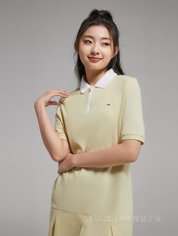 23女装复古小绣标拉链半襟翻领带褶网球服连衣裙DW0DW15565