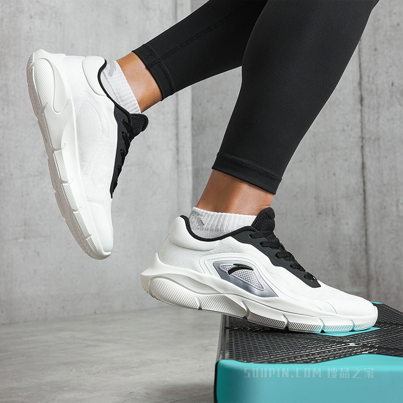 安踏综训系列基础健步男子综训鞋