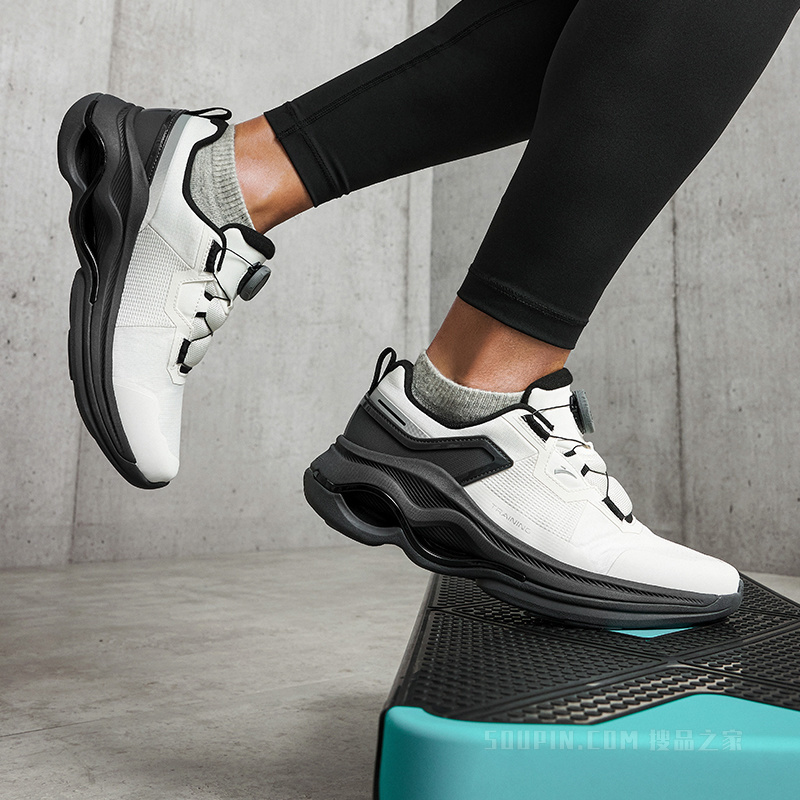 安踏综训系列健步男子综训鞋