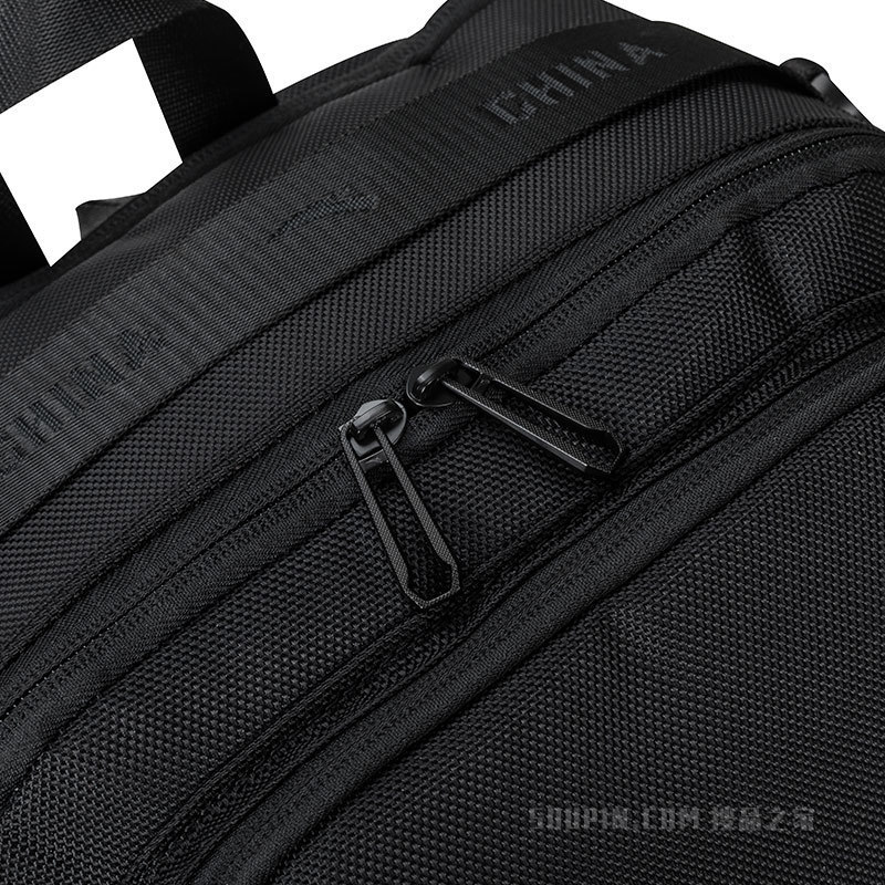 安踏TEAM CHN系列男女同款双肩背包