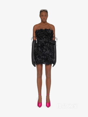 花朵刺绣抹胸连衣裙