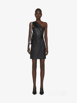 不对称垂褶连衣裙